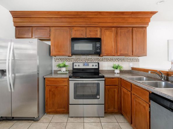 2215 Post RD 1034, Austin TX 78704