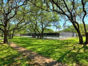 4159 Steck Ave 290, Austin TX 78759