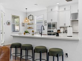 9900 Bayshore BND 65, Austin TX 78726