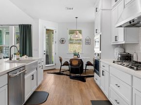 9900 Bayshore BND 65, Austin TX 78726