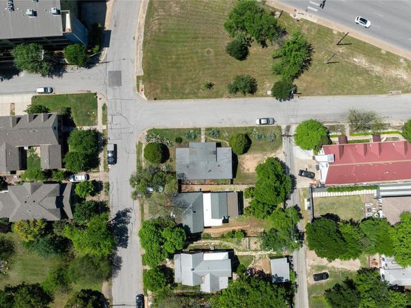 1401 Olander ST, Austin TX 78702