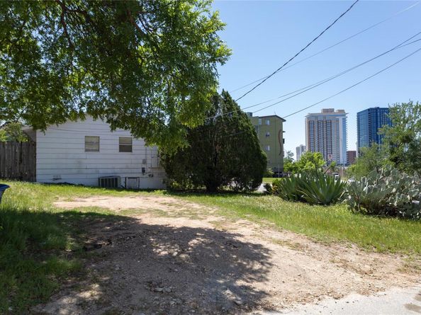 1401 Olander ST, Austin TX 78702