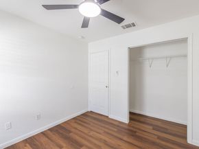 220 N Crossing TRL, Round Rock TX 78665