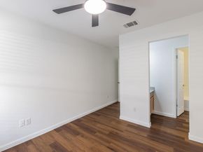 220 N Crossing TRL, Round Rock TX 78665