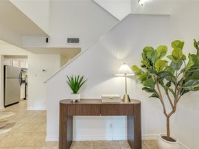 2500 Enfield RD 9, Austin TX 78703