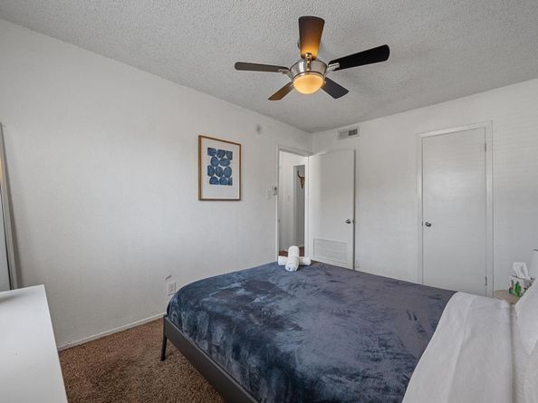 2401 Manor RD 217, Austin TX 78722