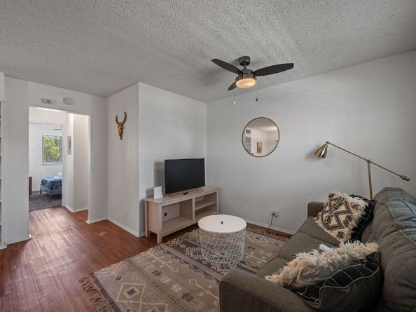 2401 Manor RD 217, Austin TX 78722