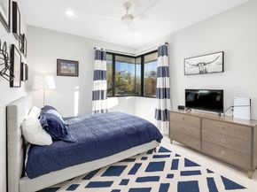 5710 Longhorn LNDG, Austin TX 78734