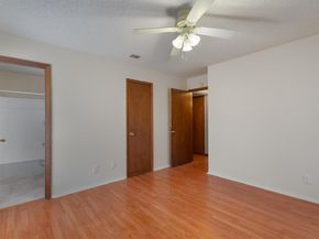 8621 Putnam DR C, Austin TX 78757