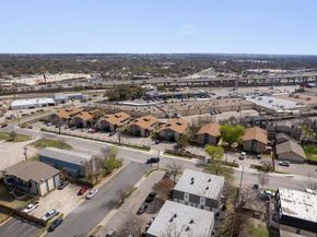 8621 Putnam DR C, Austin TX 78757