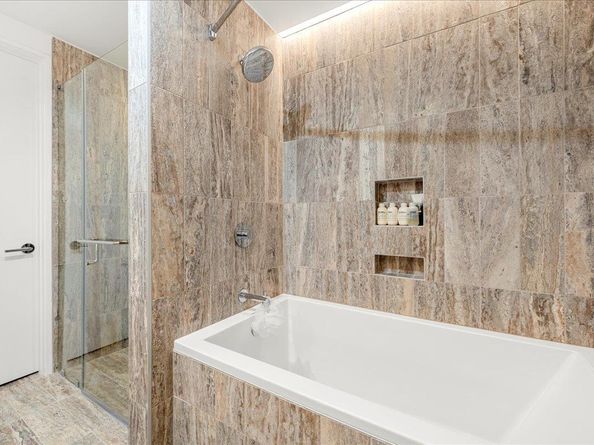 313 W 17th ST 2405, Austin TX 78701