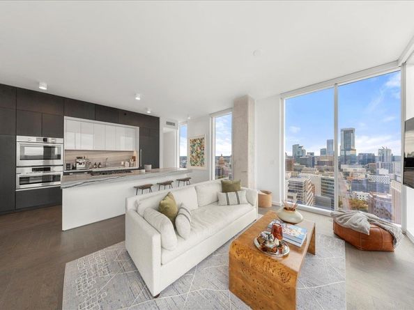 313 W 17th ST 2405, Austin TX 78701