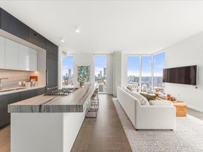 313 W 17th ST 2405, Austin TX 78701