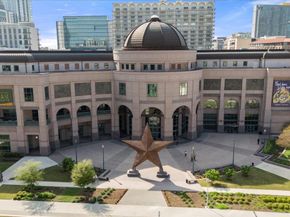 313 W 17th ST 2405, Austin TX 78701