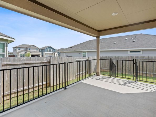 105 Canter DR, Liberty Hill TX 78642