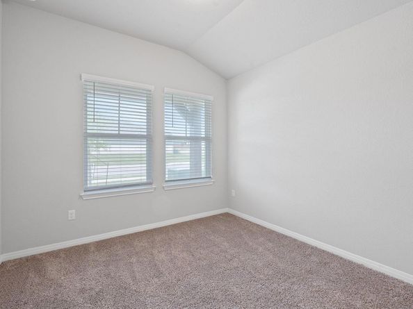 105 Canter DR, Liberty Hill TX 78642