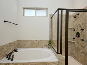 201 Bellagio DR, Austin TX 78734