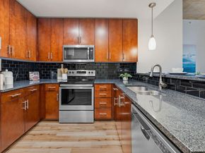 360 Nueces ST 1505, Austin TX 78701