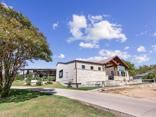 18682 Champions CIR, Lago Vista TX 78645