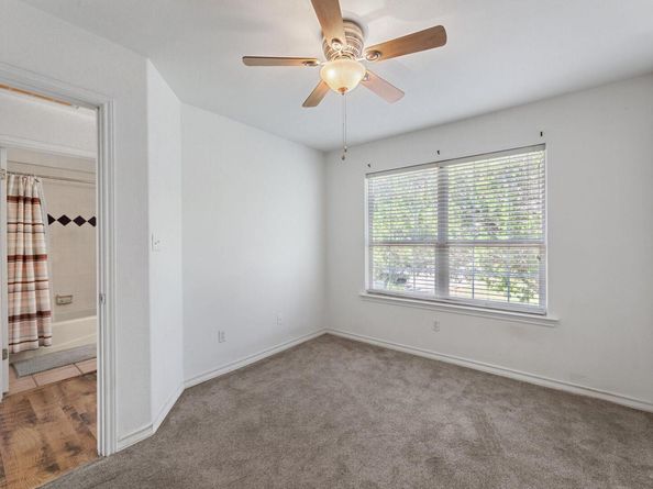 18682 Champions CIR, Lago Vista TX 78645