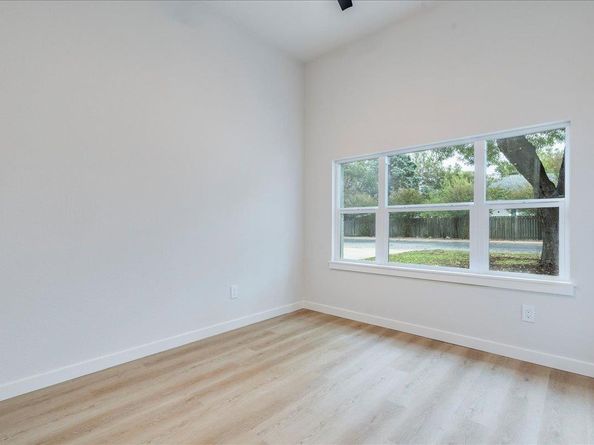 8308 Foxhound TRL, Austin TX 78729