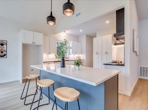 8308 Foxhound TRL, Austin TX 78729