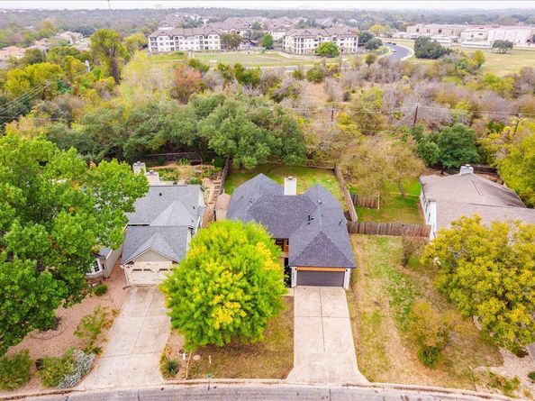 8308 Foxhound TRL, Austin TX 78729