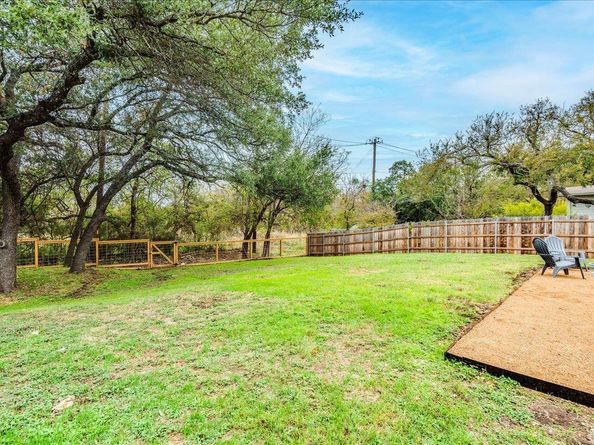 8308 Foxhound TRL, Austin TX 78729