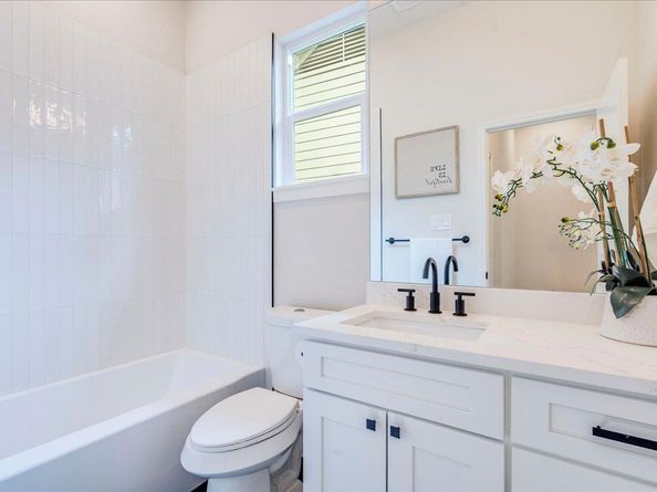 8308 Foxhound TRL, Austin TX 78729