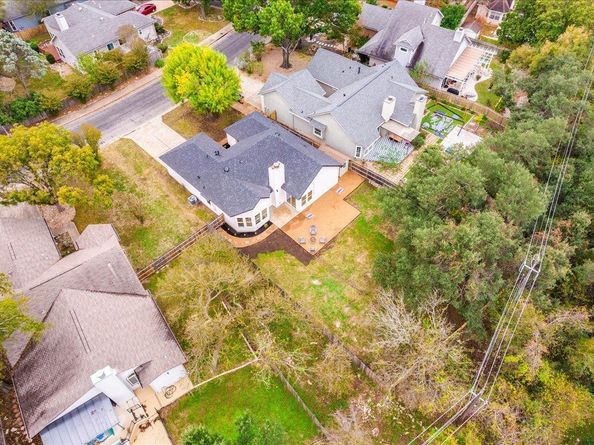 8308 Foxhound TRL, Austin TX 78729