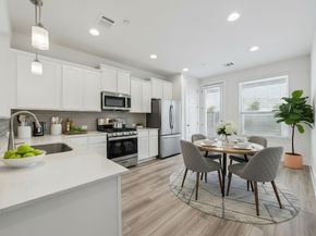 18909 Schultz LN 1303, Round Rock TX 78664
