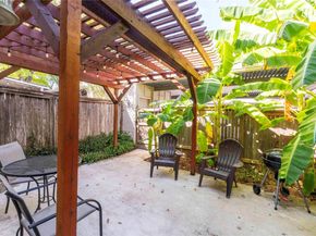 1833 Coronado Hills DR, Austin TX 78752