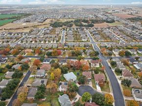 106 Reinhardt CT, Georgetown TX 78626