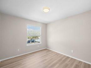 8133 Luling LN, Austin TX 78729