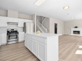 8133 Luling LN, Austin TX 78729