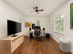 1204 W 22 1/2 St, Austin TX 78705