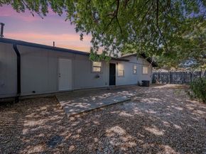 1810 Mearns Meadow BLVD A & B, Austin TX 78758