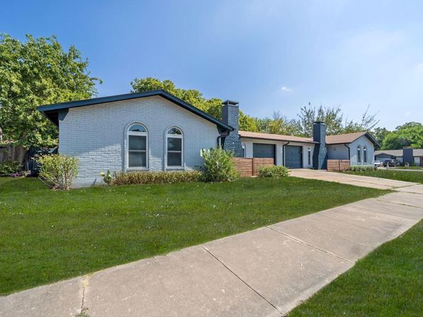 1810 Mearns Meadow BLVD A & B, Austin TX 78758