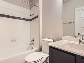 7324 Easy Wind DR, Austin TX 78757
