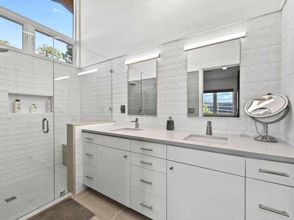 701 Brownlee CIR, Austin TX 78703