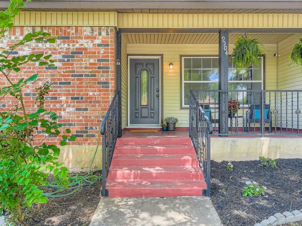 9504 Hansford DR, Austin TX 78753
