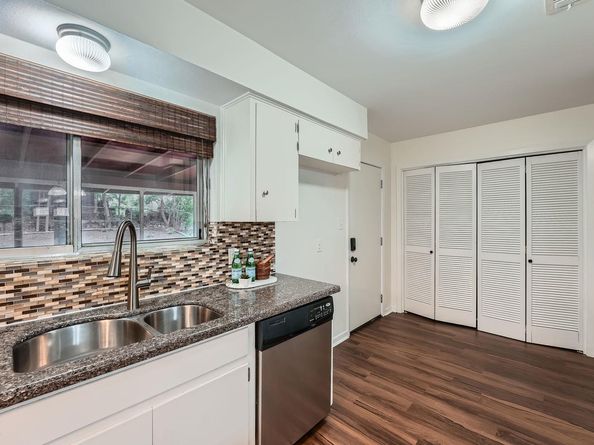 9504 Hansford DR, Austin TX 78753