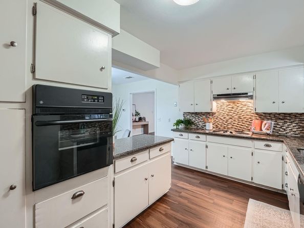 9504 Hansford DR, Austin TX 78753