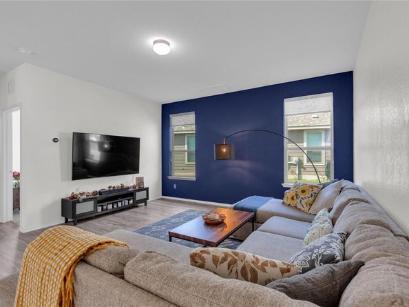 105 Spotted Rail RDG, Leander TX 78641