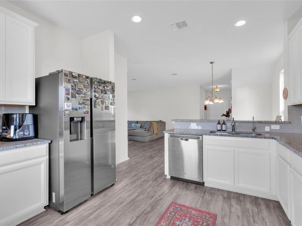 105 Spotted Rail RDG, Leander TX 78641