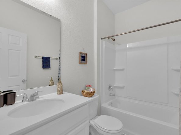 105 Spotted Rail RDG, Leander TX 78641