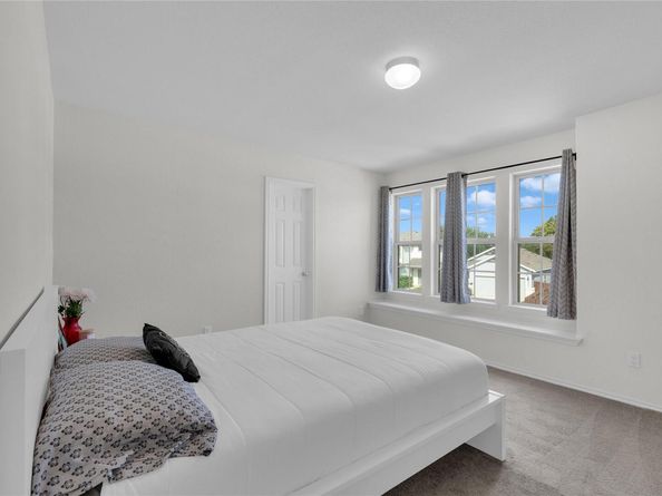 105 Spotted Rail RDG, Leander TX 78641