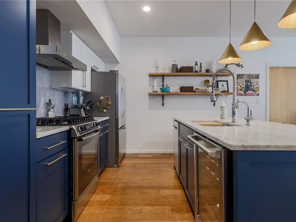 1600 Barton Springs RD 2403, Austin TX 78704