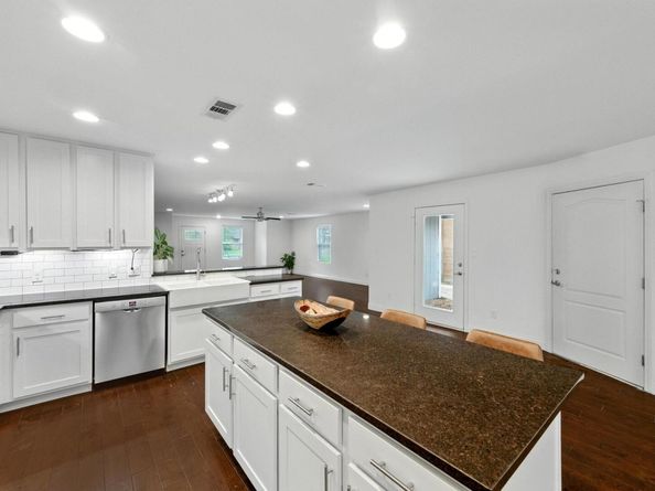 1612 Westmoor DR, Austin TX 78723
