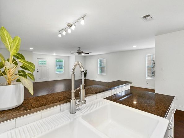 1612 Westmoor DR, Austin TX 78723